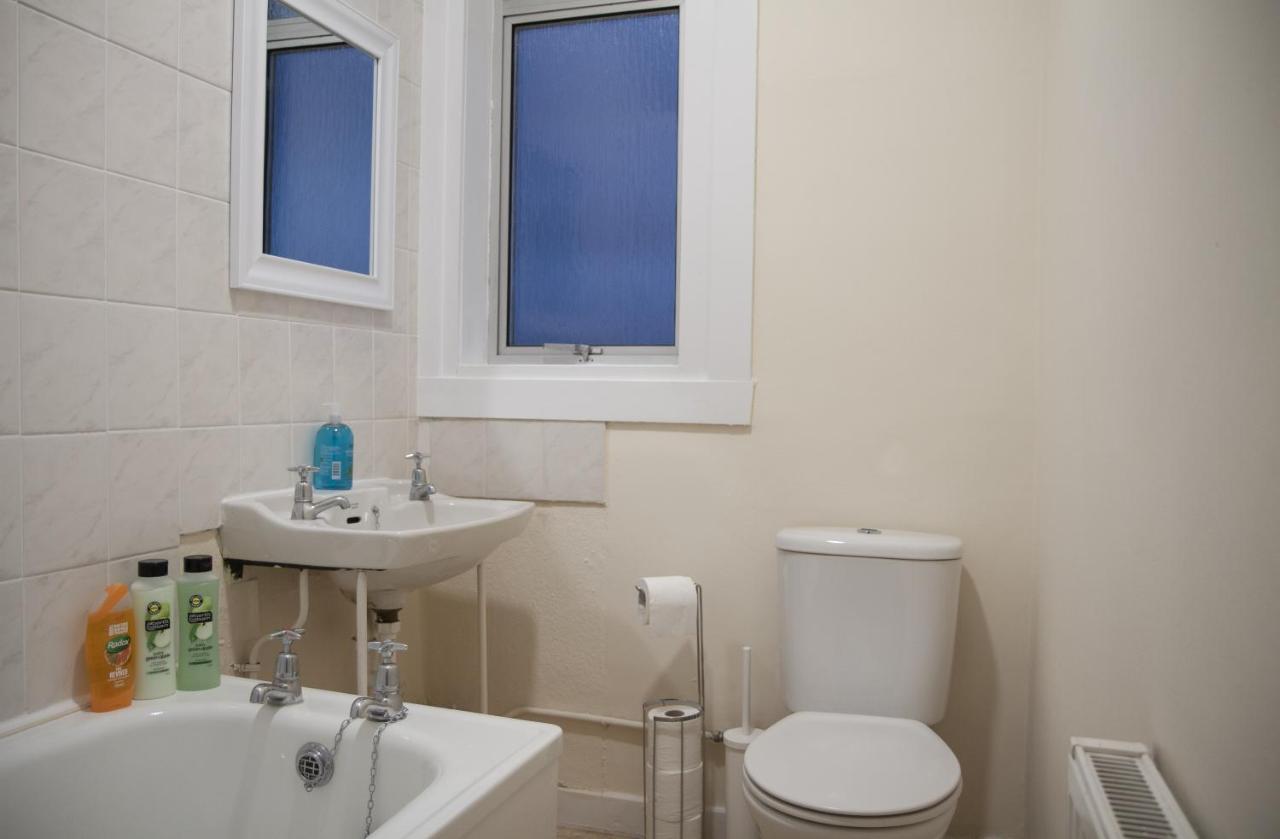 Apartamento Carvetii - Fox House - 1St Floor Flat Sleeps Up To 8 Dunfermline Exterior foto