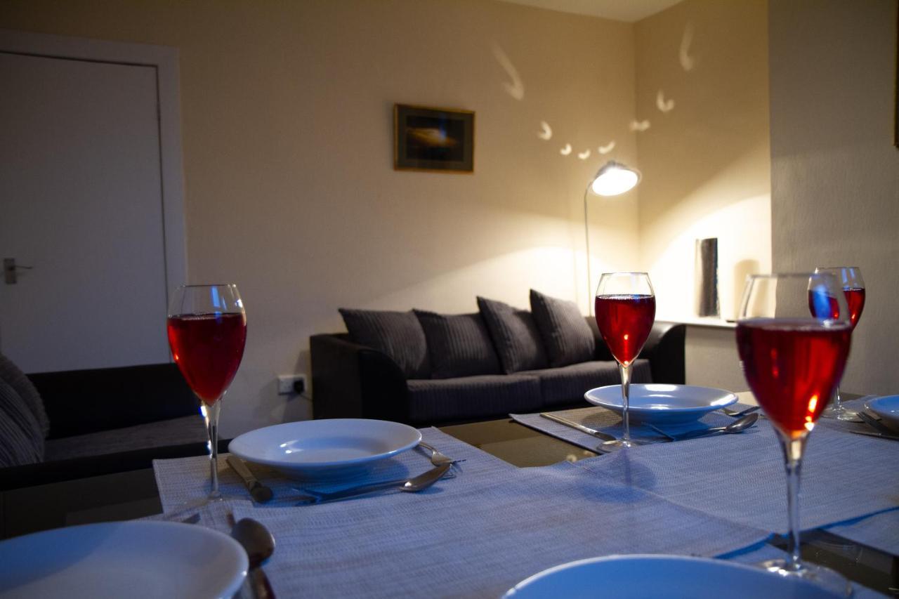 Apartamento Carvetii - Fox House - 1St Floor Flat Sleeps Up To 8 Dunfermline Exterior foto